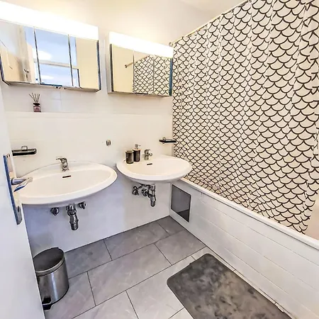 Apartment Iris By Interhome