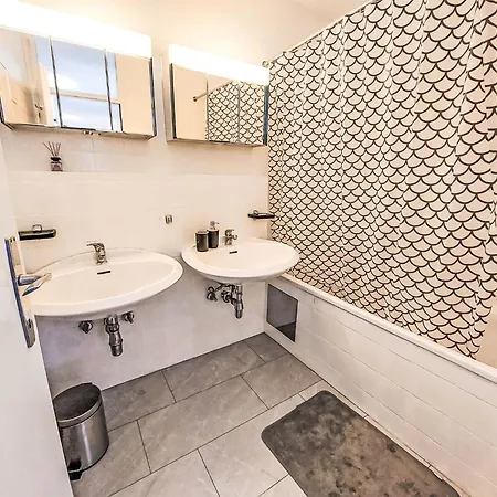 Apartment Iris By Interhome